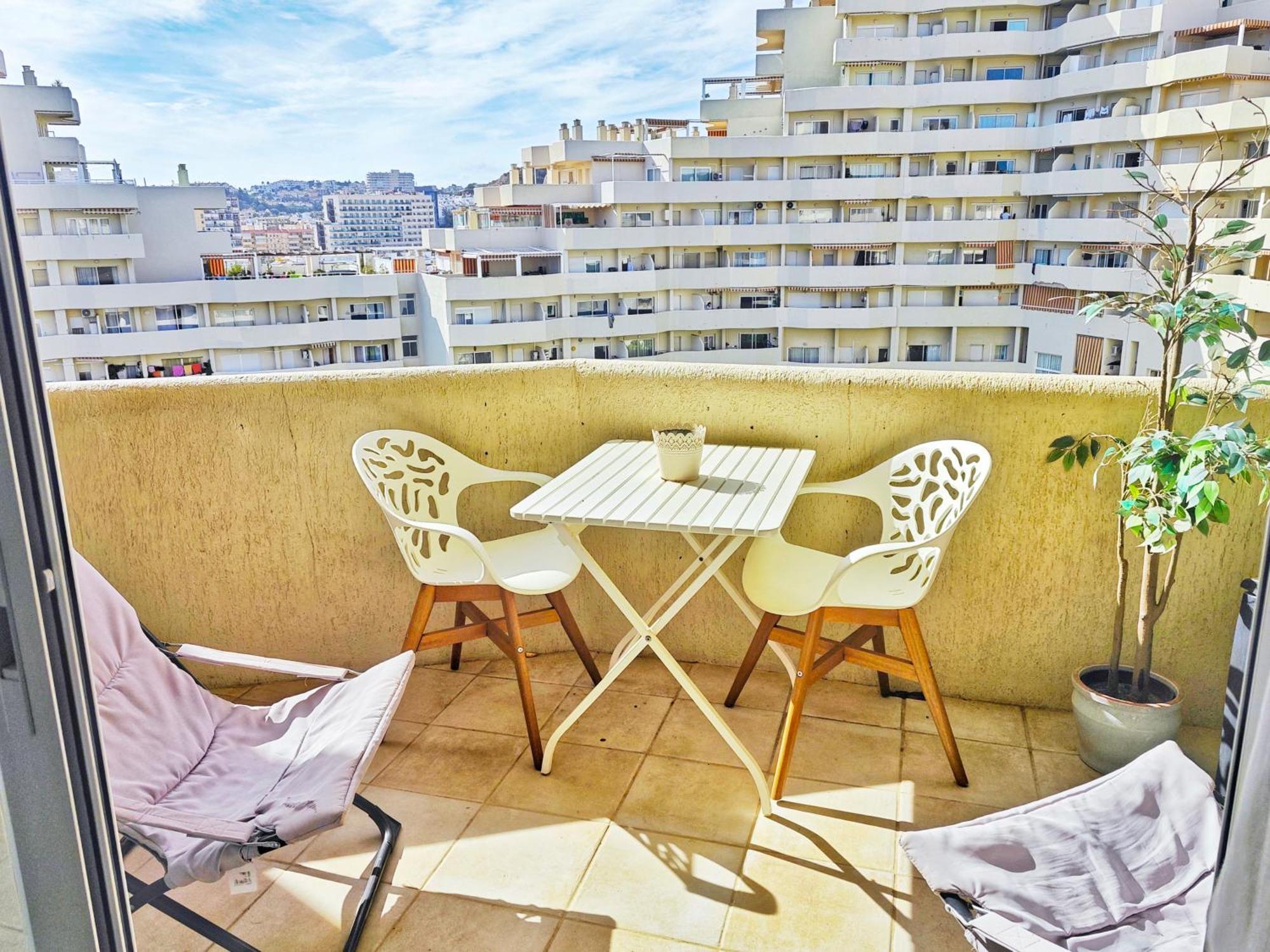 Apartamentos Holidays Benalbeach Benalmádena Exterior foto
